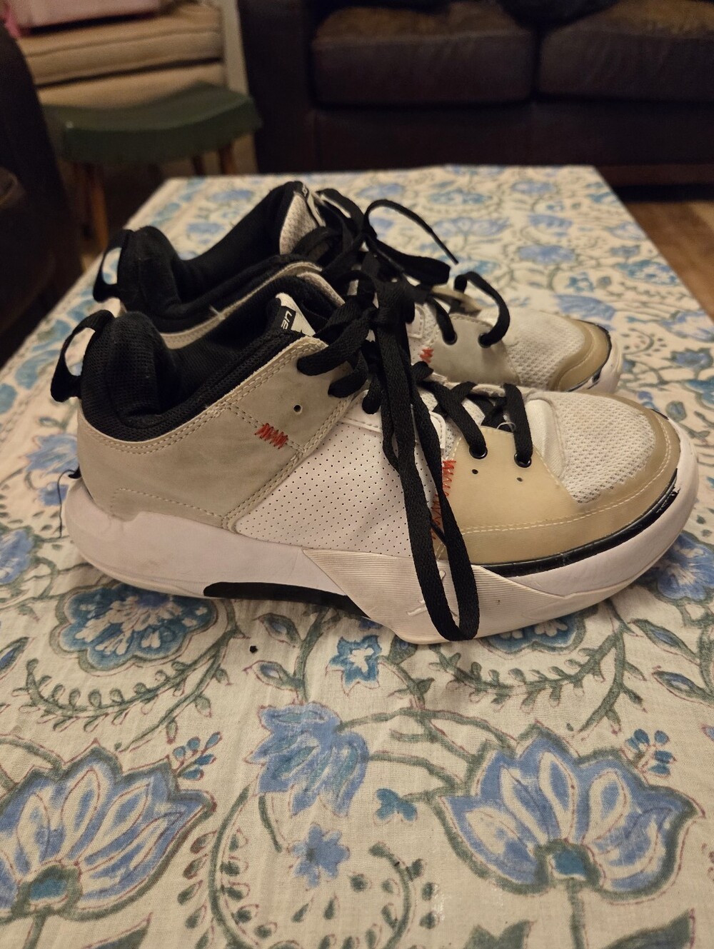 Nike Air Jordan One Take 5 Boys Size 7Y